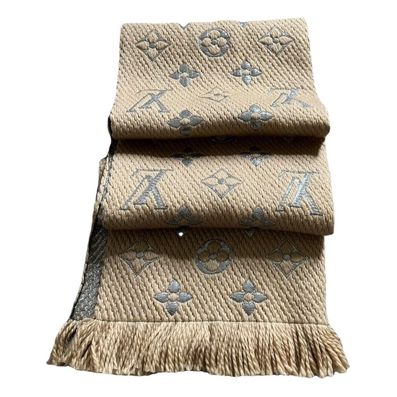 Louis Vuitton Beige and Brown Scarf - Picture 1 of 4